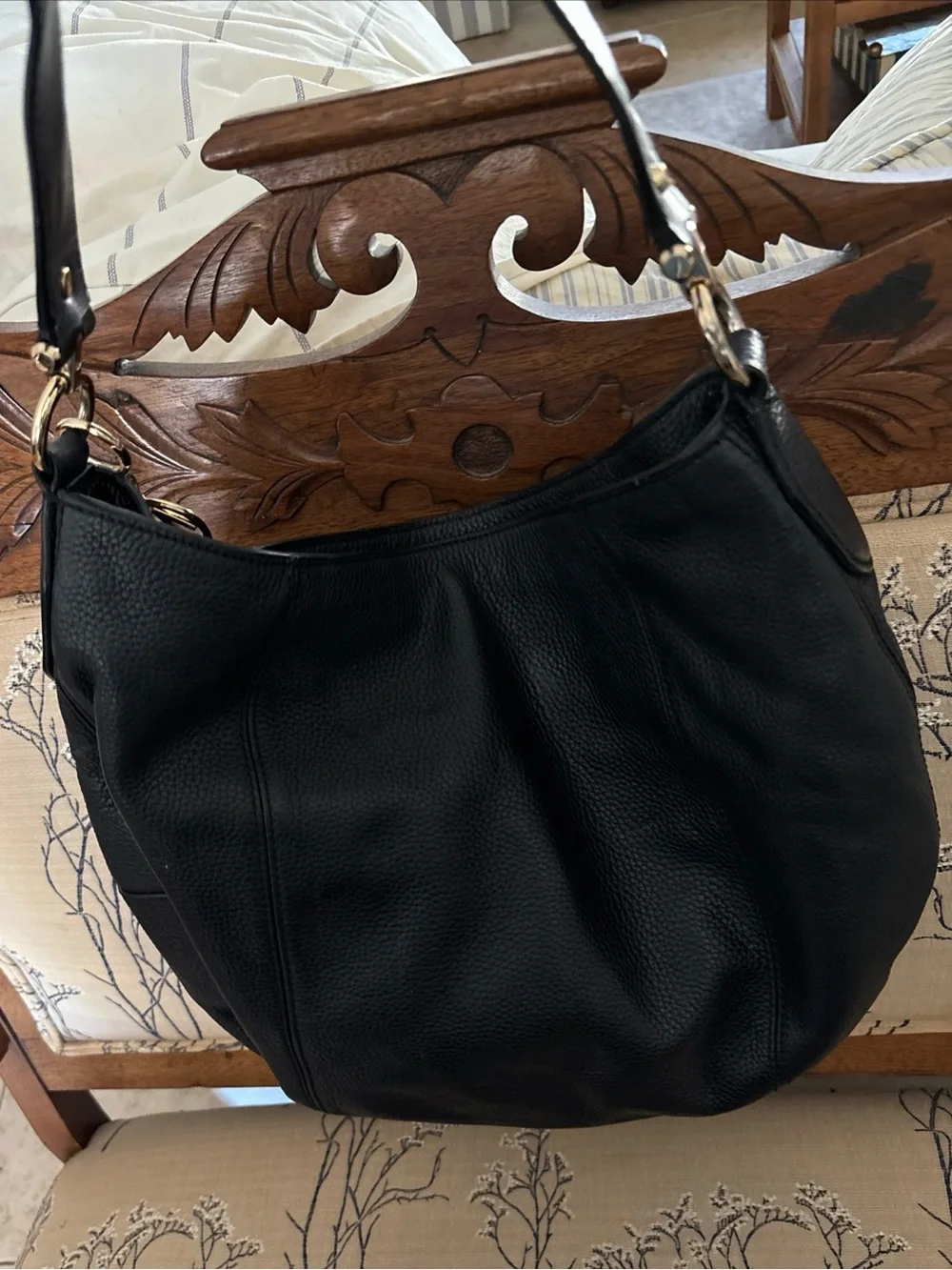 Michael Kors Brook LRG  BLK Pebbled Leather Shoulder Bag 38S9GOKH3L 13.5”X11.5”